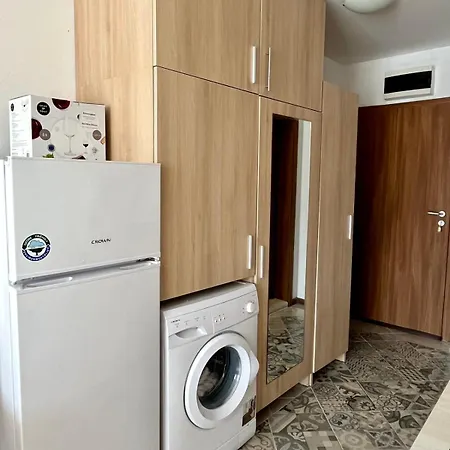 Apartment D02 *